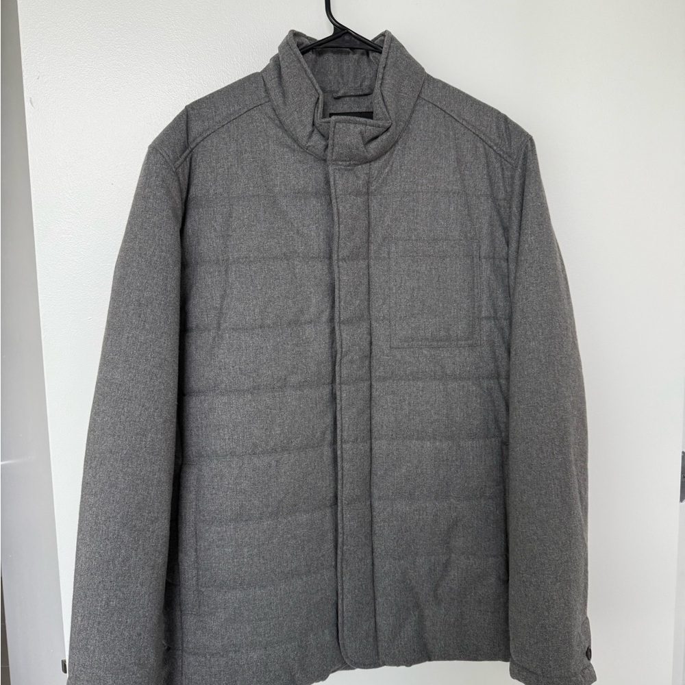 Banana Republic  Men's Gray Puffer Jacket